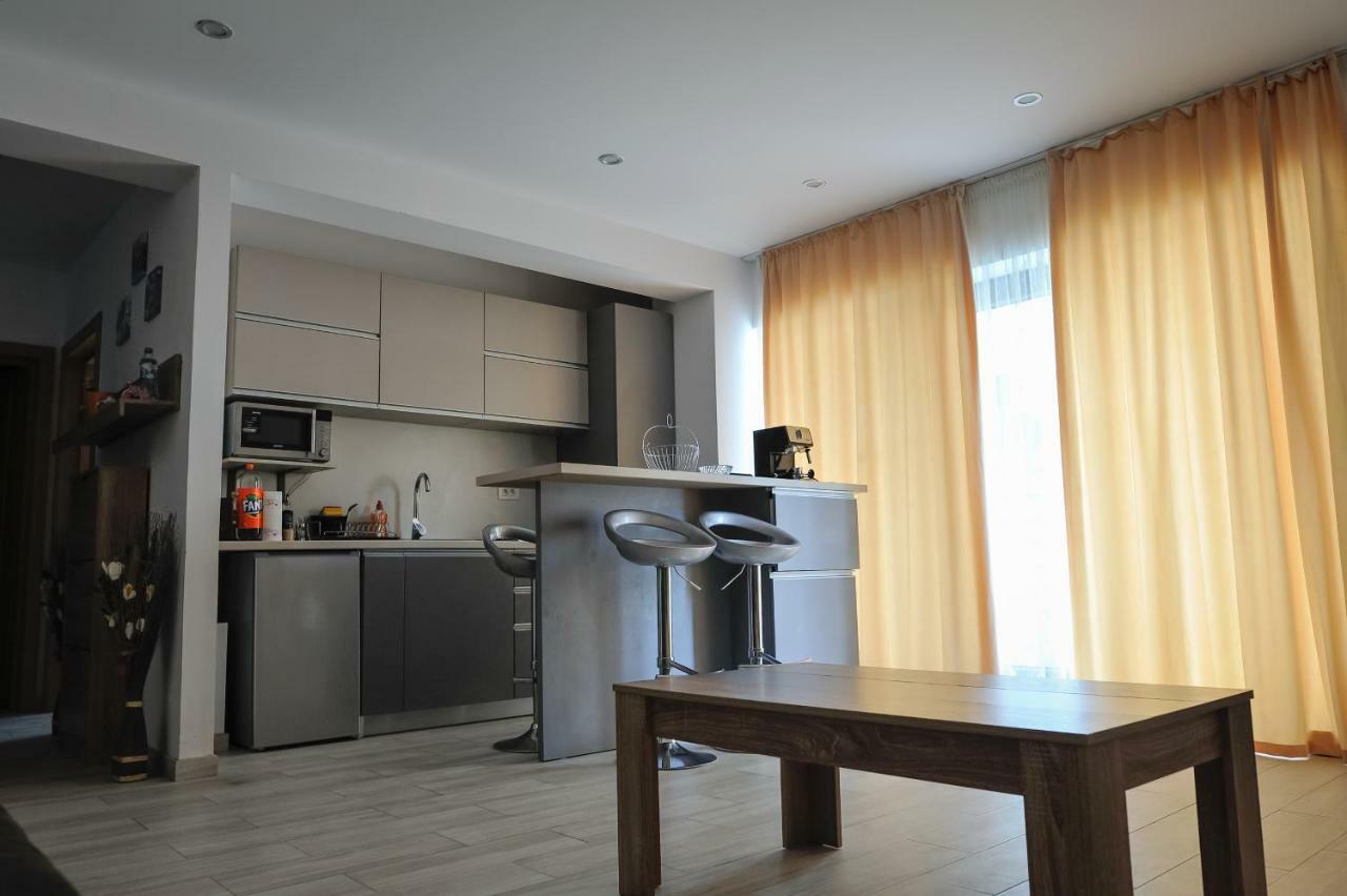 Apartament Deea Năvodari Zewnętrze zdjęcie